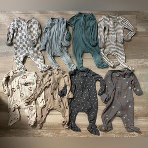 Newborn boys pajamas lot